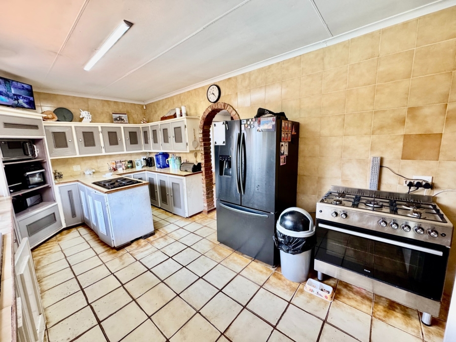 3 Bedroom Property for Sale in Mooivallei Park North West